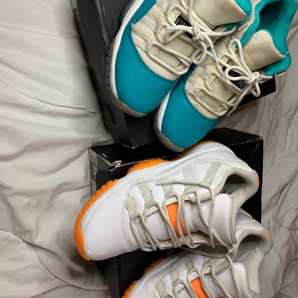 Air Jordan 11 citrus & air Jordan 11 aquas